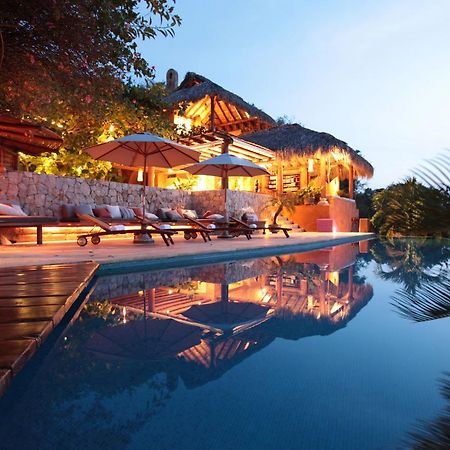 Amuleto Hotel อิกซ์ทาปา ภายนอก รูปภาพ